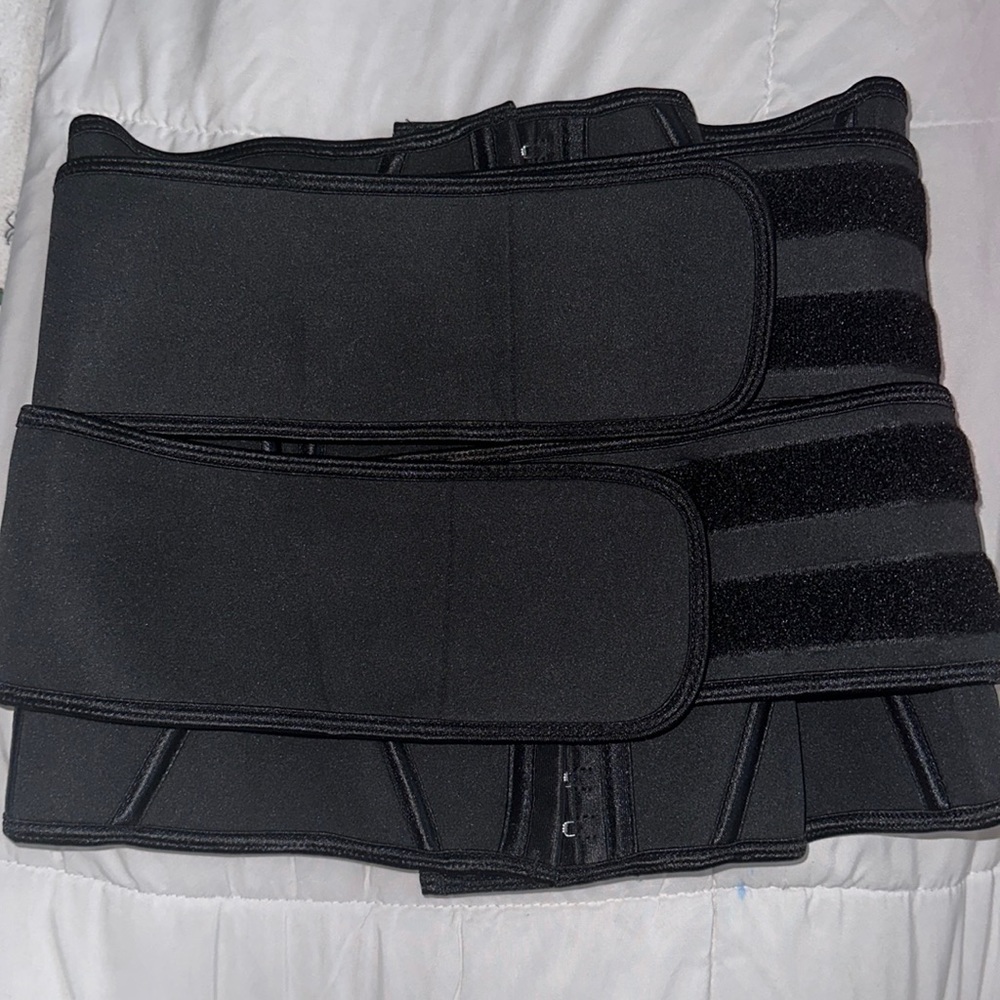 Waist trainer new size L
